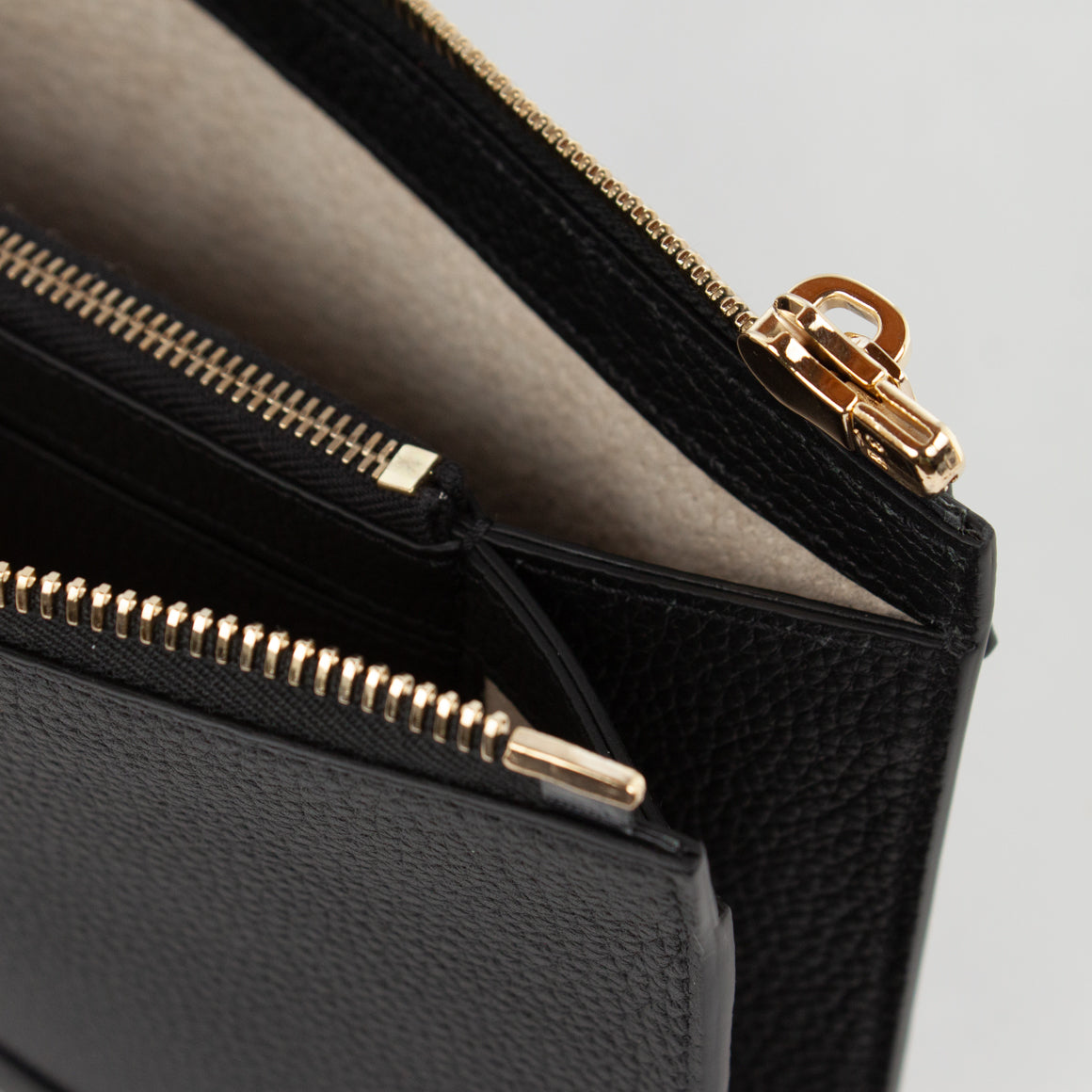 1233 POCHETTE LD 2LOCALI CON MANICO Col.Nero