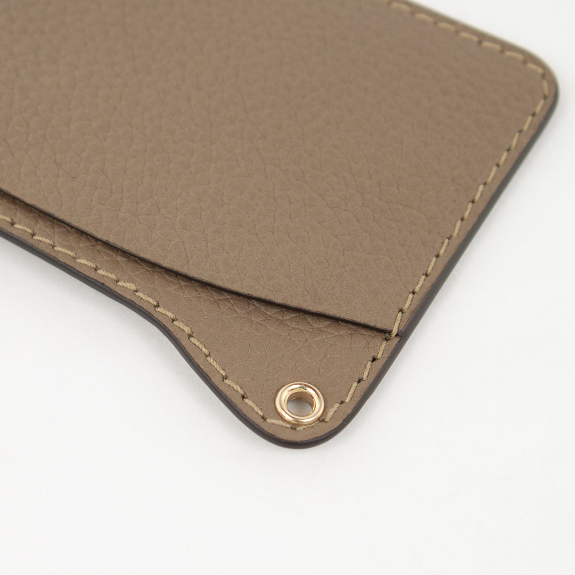 P1034 LD PASSCASE Col.Kaki