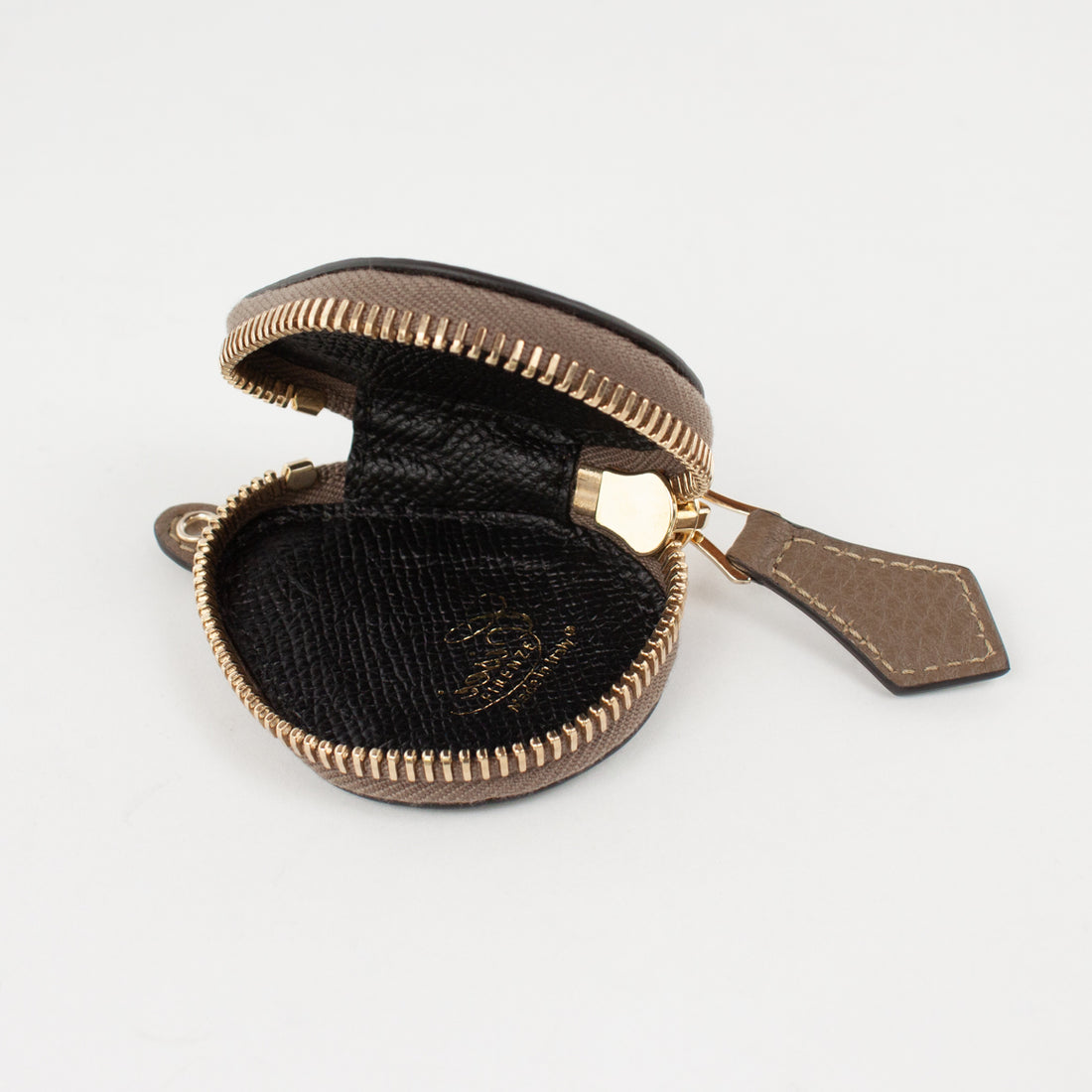 P1036 LD COINCASE Col.Kaki