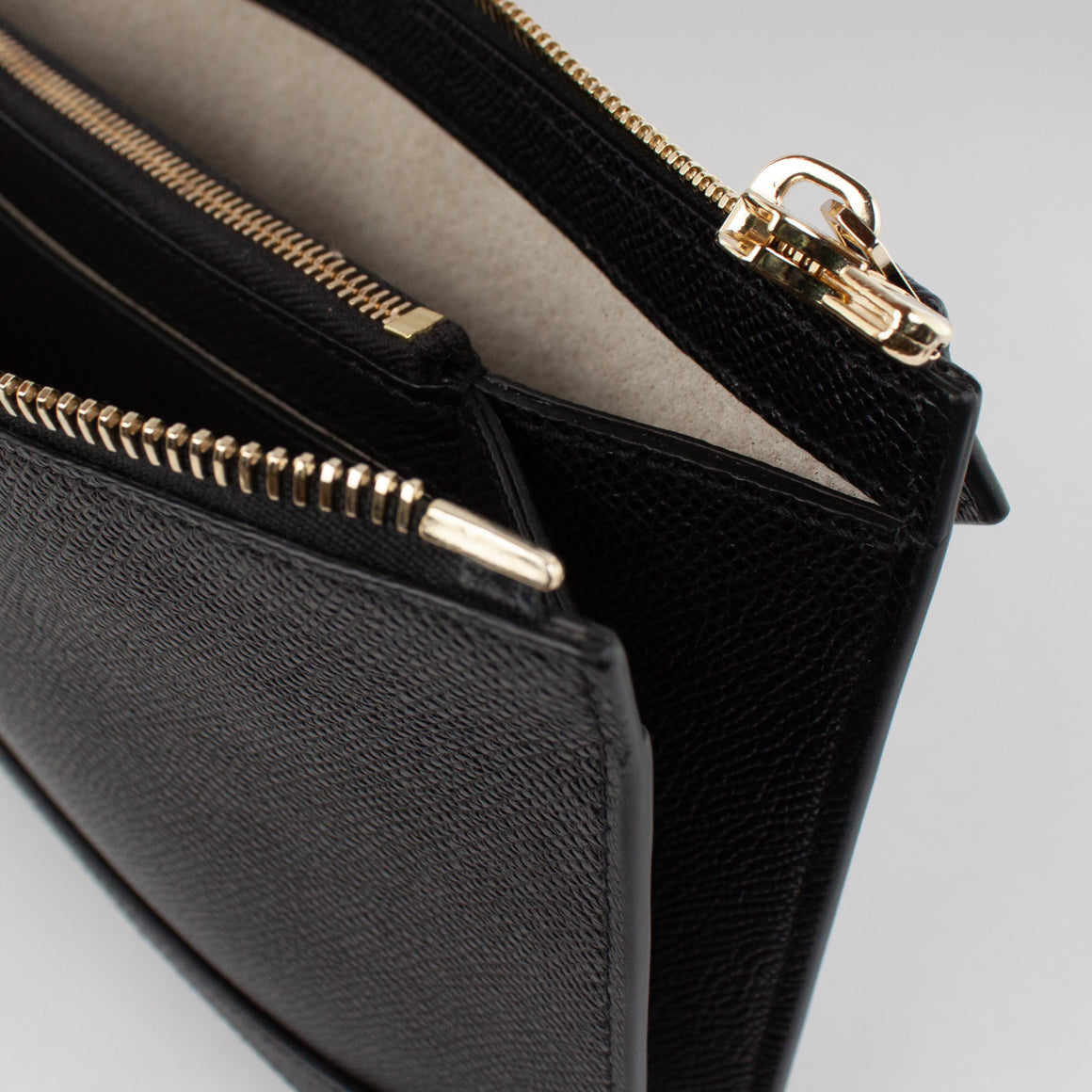 1233 POCHETTE WLS 2LOCALI CON MANICO Col.Nero