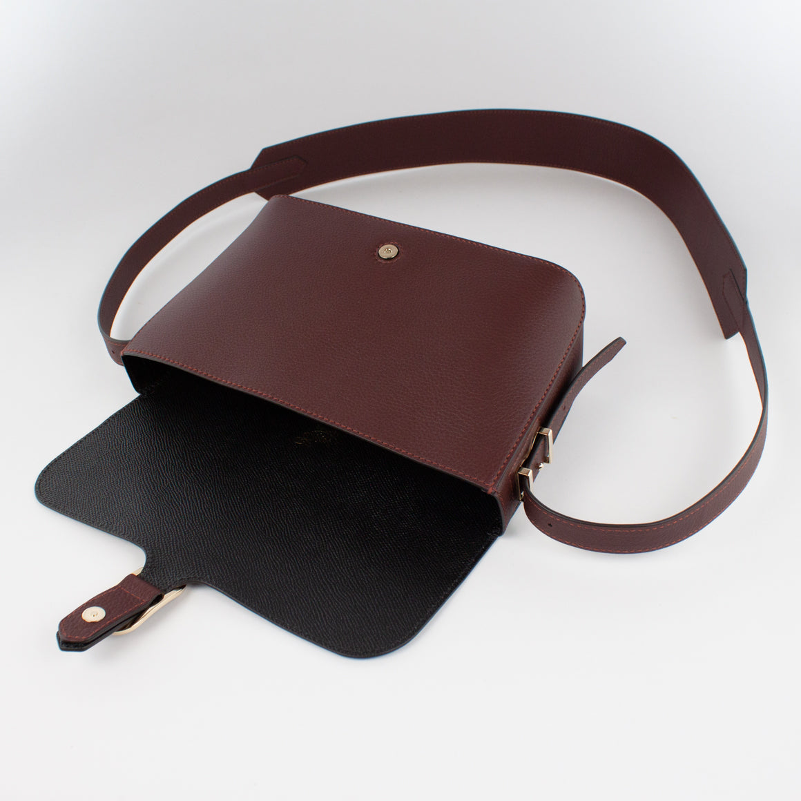 1243 LD SHOULDER BAG Col.Bordeaux