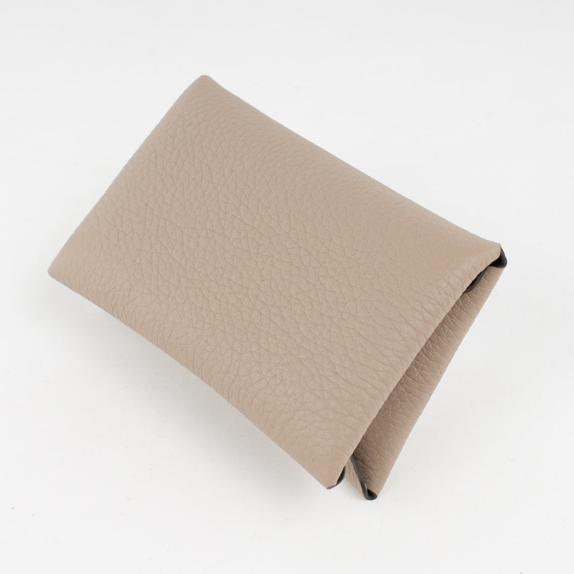 P1044 BUSINESS CARD CASE Col.Taupe