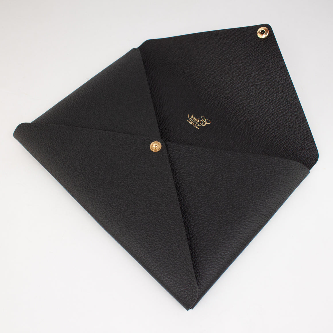 P1049 LD POUCH - L Col.Nero