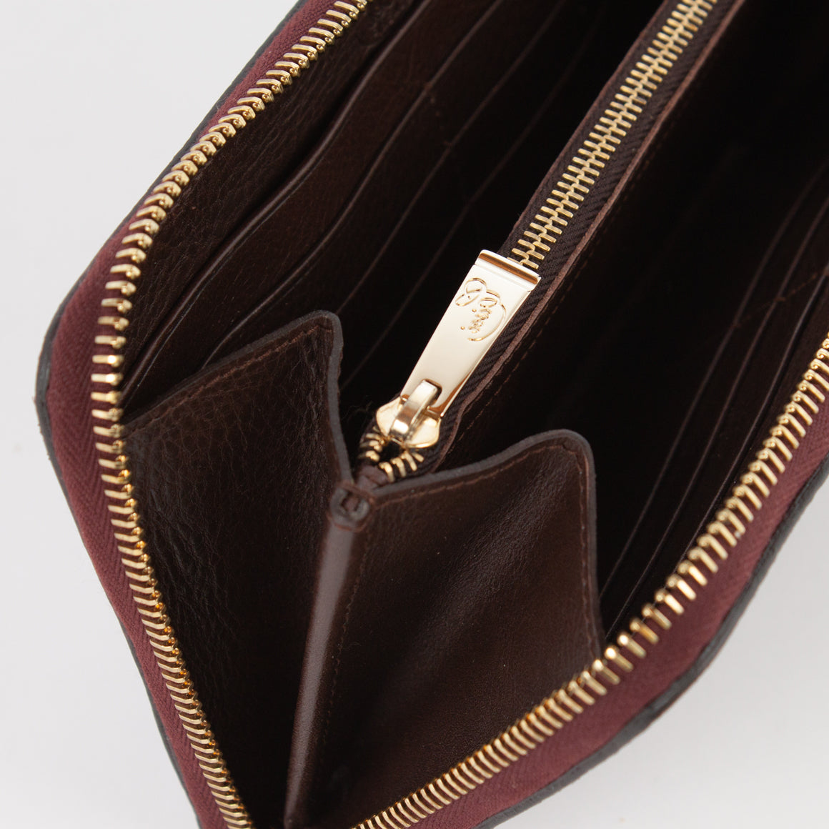 P0967 PORTAFOGLIO LUNGO LD ZIP Col.Bordeaux